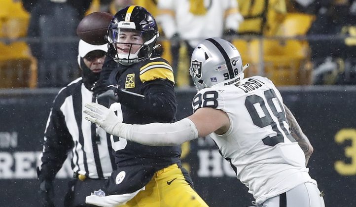 Raiders-Steelers Week 3 preview: Injuries, news, score, odds and more -  Silver And Black Pride